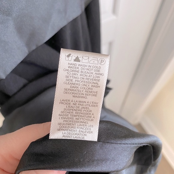 Classy Little Black Dress - Picture 7 of 7